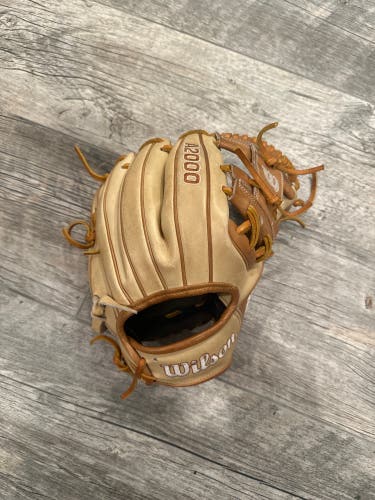 Infield 11.5" A2000 Baseball Glove