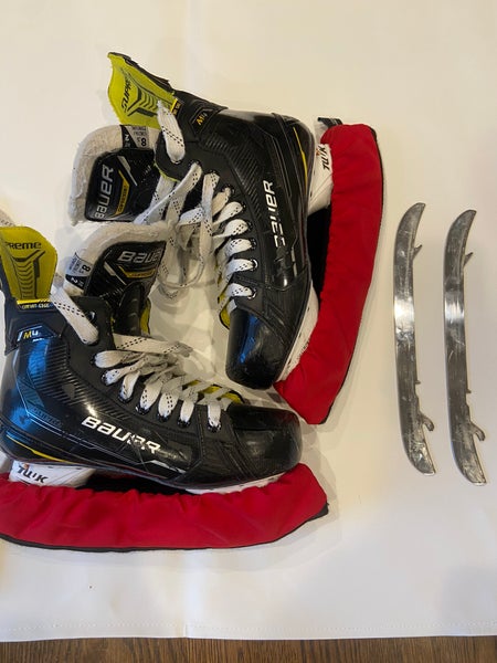 Used Bauer Regular Width Size 8.5 Supreme M4 Hockey Skates