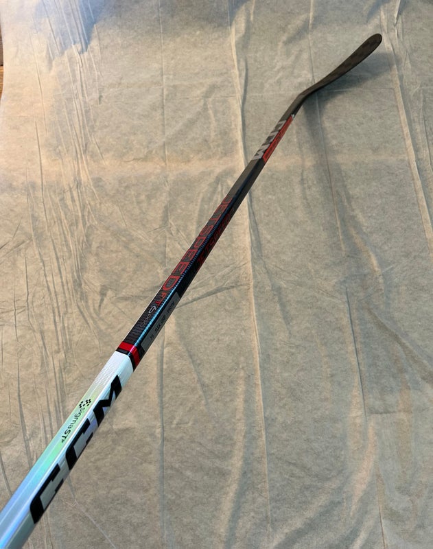 CCM Jetspeed FT6 Pro Hockey Stick | 75 Flex P90TM Curve | Senior Right-Hand