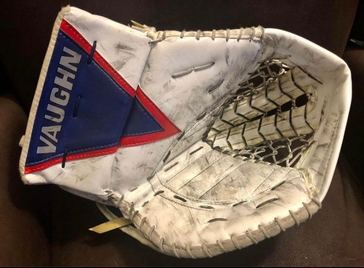 Vaughn V7 pro stock goalie glove