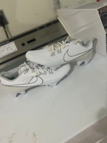 White Nike Vapor Cleats 11.5