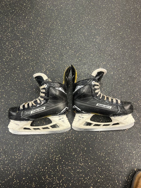 Size 3.5 Supreme Elite Hockey Skates