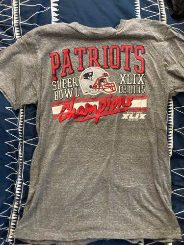 Blue and grey New England Patriots Used boys and Men's Shirts