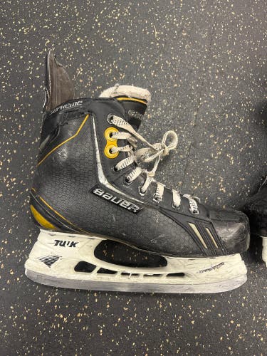 Size 5.5 Bauer Supreme One.7 Skates