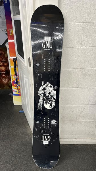 Used Men's 2022 GNU Riders Choice Snowboard 154cm *other