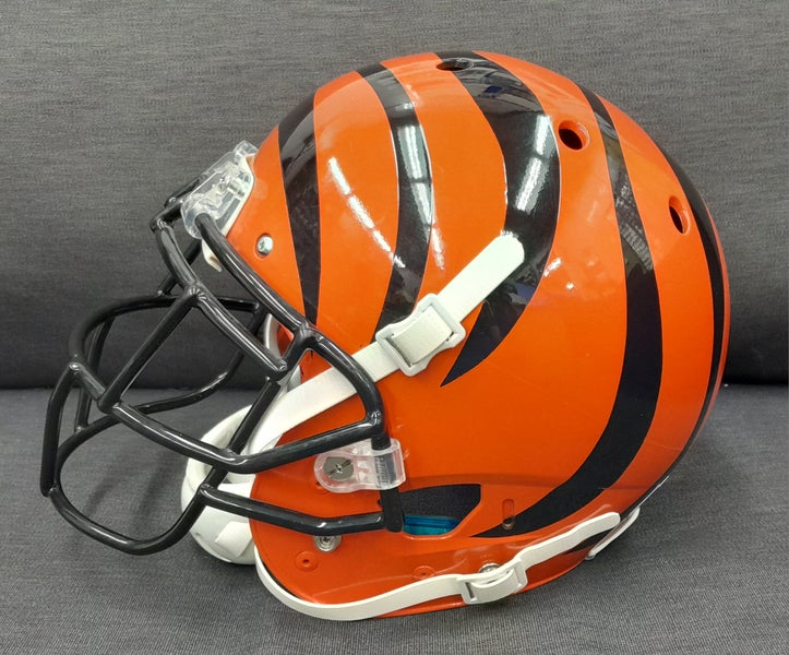 AJ Green Signed Riddell Authentic Full Size Helmet Cincinnati Bengals –  More Than Sports