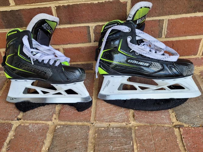 Junior Bauer GSX Used Goalie Hockey Skates - Size3