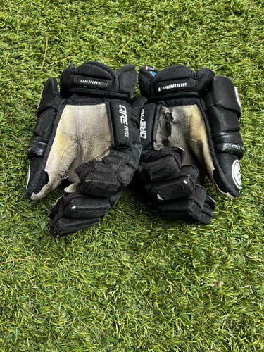 Used Warrior QRE Pro Gloves 13"