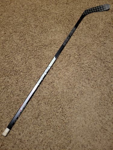 Junior Used Right Handed Bauer Vapor 3X Hockey Stick P28