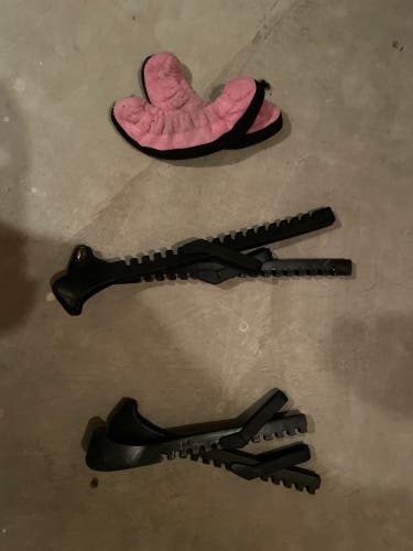 Skate Guards (pink Y, Black Plastic Adult And Youth)