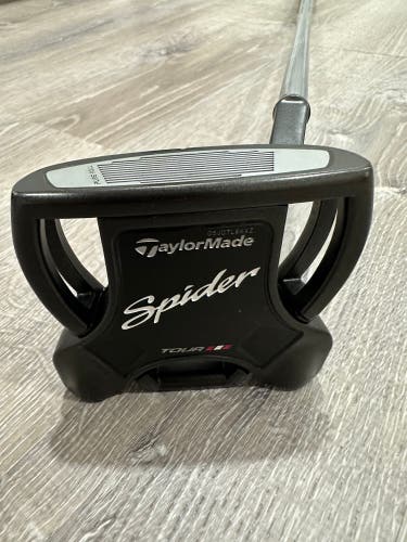 Taylormade Spider Tour Black Right Handed 34” Slant