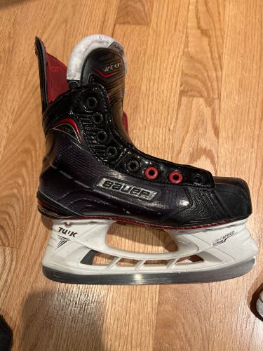 Junior New Bauer Vapor X Shift Pro Hockey Skates Regular Width Size 1