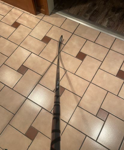 Senior Left Hand P92  Vapor Hyp2rlite Hockey Stick