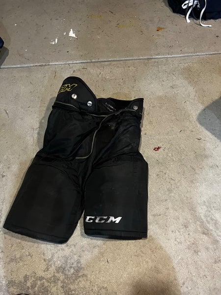 Junior XL CCM 1052 Hockey Pants