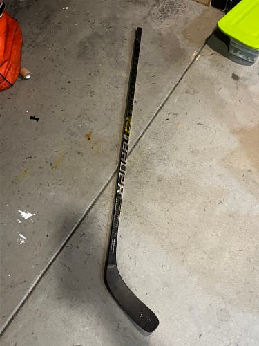 Senior Left Hand P88  Supreme 2S Pro Hockey Stick