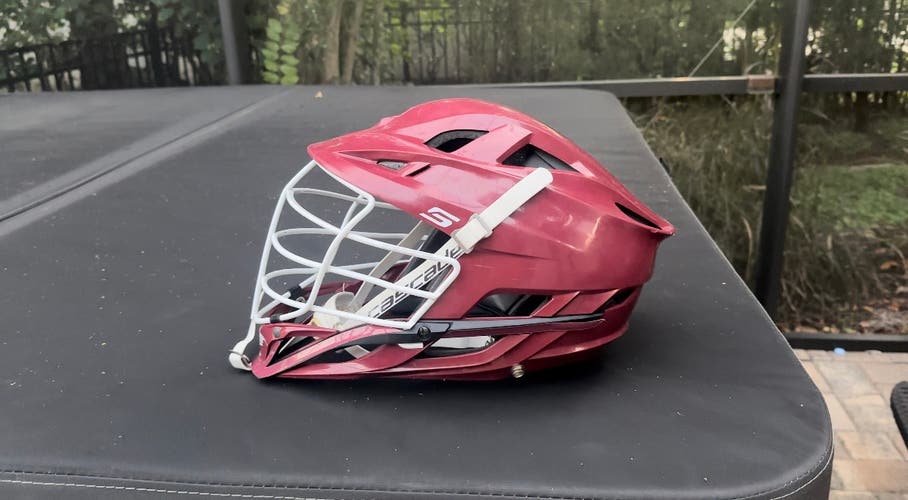 Maroon Cascade S Lacrosse helmet
