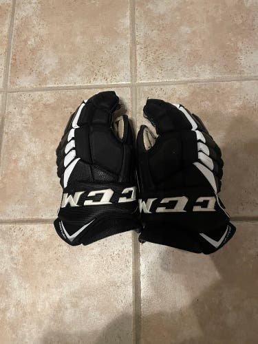 CCM 15" Jetspeed FT4 Gloves
