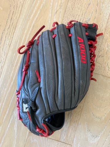 Outfield 12.5" A1000 Baseball Glove