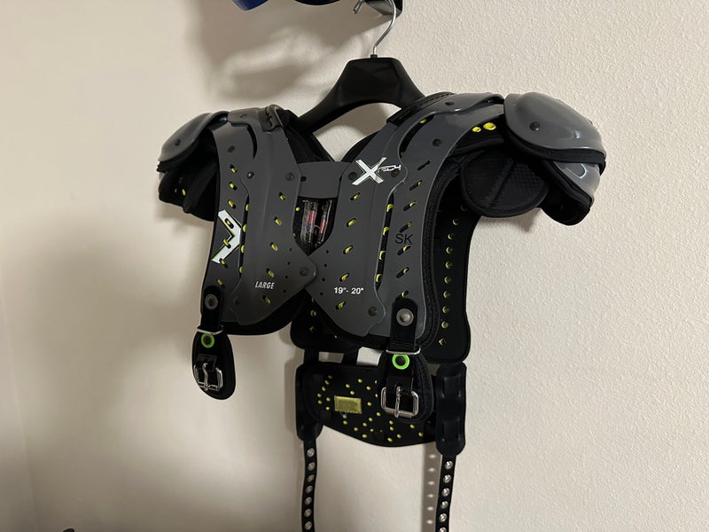 Adult Large Xtech Shoulder Pads