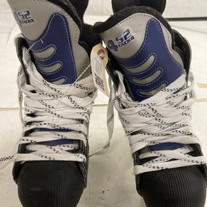 CCM Tacks 452 Hockey Skates | INT 5.0 | Regular