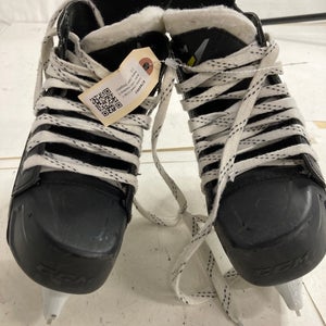 Junior Used CCM Tacks 1092 Hockey Skates D&R (Regular) 2.0