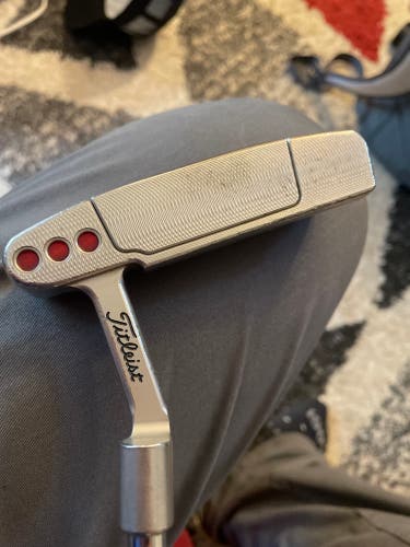 Titleist Scotty Cameron select Newport