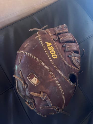 Used Right Hand Throw 12" A800 Baseball Glove