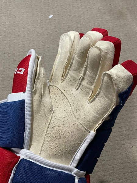 CCM HGTK Pro Stock Hockey Gloves - Predators