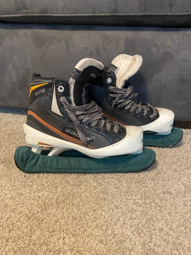 Used Bauer Regular Width Size 6.5 Elite Hockey Goalie Skates