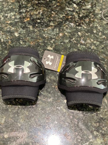 Under Armour Revenant Lacrosse Elbow Caps