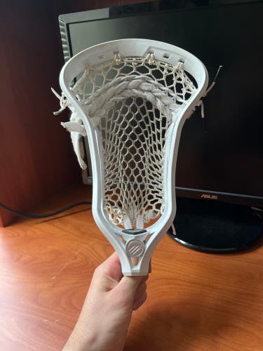 White Used Maverik Kinetik