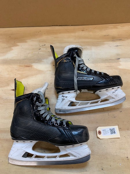 Intermediate Used Bauer Supreme S27 Hockey Skates D&R (Regular) 5.5