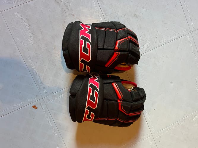 St. Cloud State Hockey - Used CCM Jetspeed FT4 Pro Gloves 14" Pro Stock