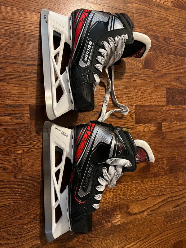 Junior New Bauer Vapor X2.9 Hockey Skates Regular Width Size 5