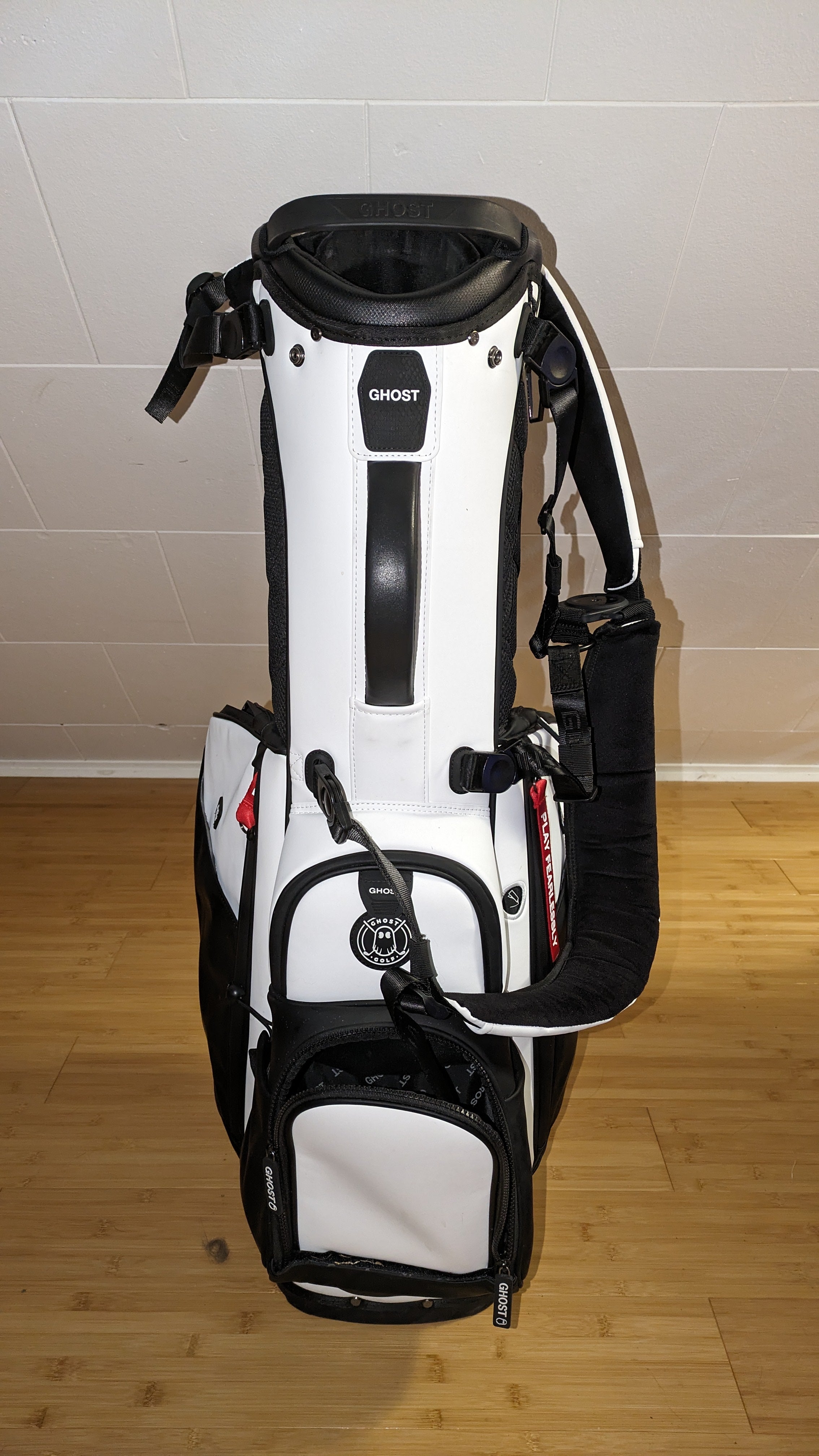 Limited Edition Ghost Golf Oreo hybrid stand bag