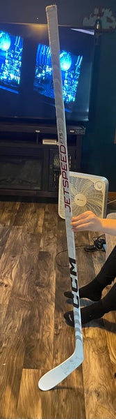 Senior Used Right Handed CCM JetSpeed FT5 Pro Hockey Stick P28