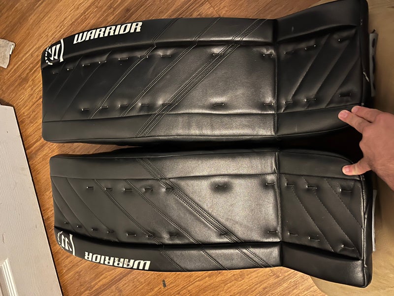 31" Warrior Ritual G4 Goalie Leg Pads