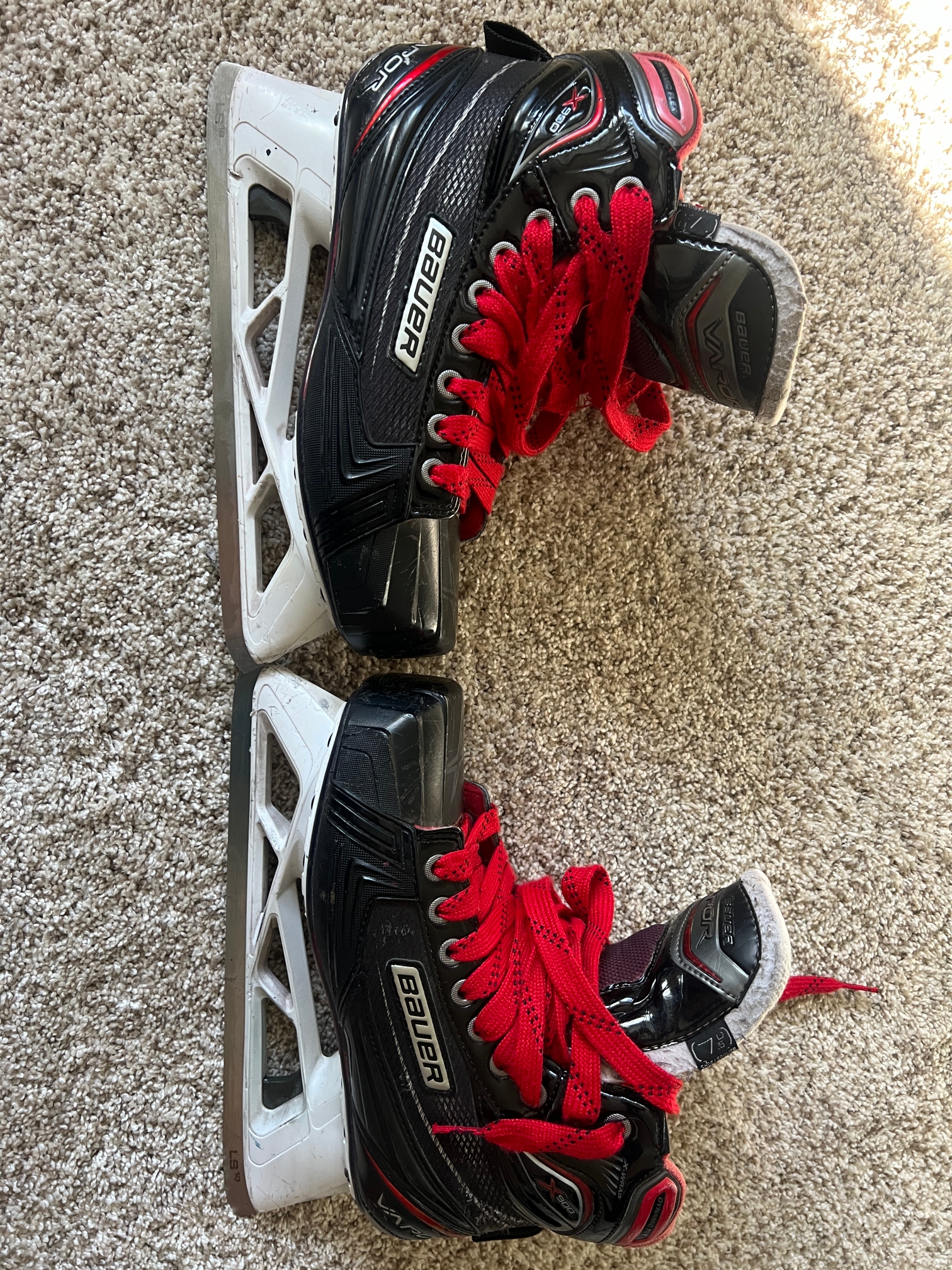 Senior Used Bauer vapor x900 Hockey Goalie Skates Regular Width Size 7.5