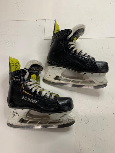 Bauer Supreme S29 Hockey Skates | Junior 3.5