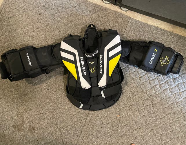 Used Junior Small Bauer Supreme One.7 Goalie Chest Protector