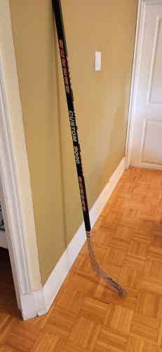 Bobby Hull Autograph Dynamo Custom 9000 Hockey Stick