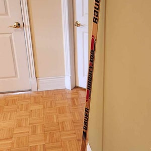 Eric Lindros Autograph Bauer Impact 300 Hockey Stick