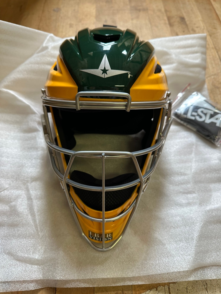 New All-Star MVP2500-TT Catcher's Mask Dark Green/Gold