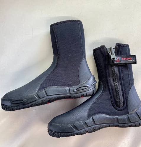 New Boots Unisex Size 6.0 (Women's 8.0) 7mm XS Scuba Heavy Duty, Zippered, Booties / Beach Shoes