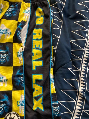 Used Medium Men's Flow Society Shorts