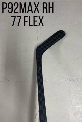 Senior(1x)Right P92M 77 Flex PROBLACKSTOCK Pro Black Out Unbranded Pro Stock Nexus Hockey Sticks