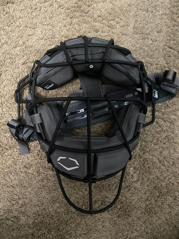 Nike Titanium Catcher's Mask Military Appreciation Edition SidelineSwap