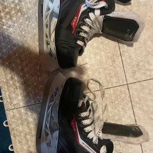 CCM Jetspeed 250 Skates