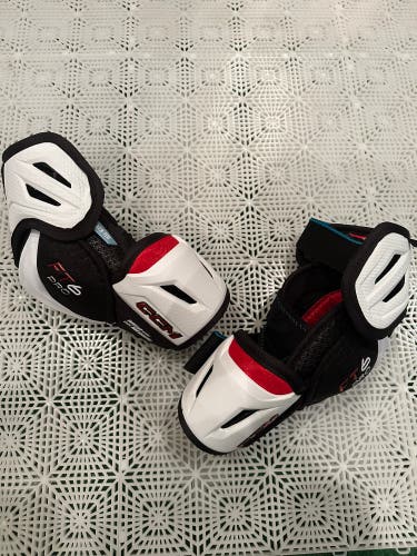 Ccm ft6 pro elbow pads