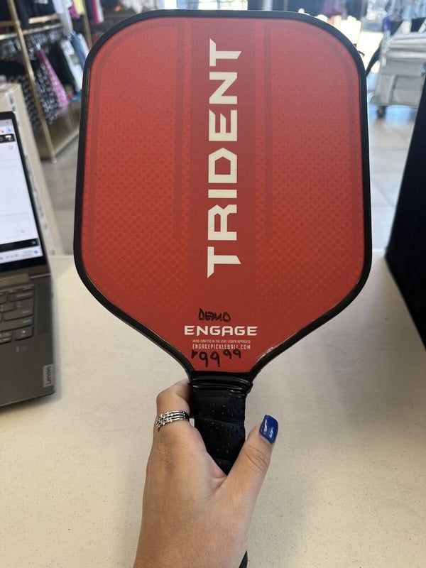 Engage Trident Red 7.9oz Pickleball Paddle